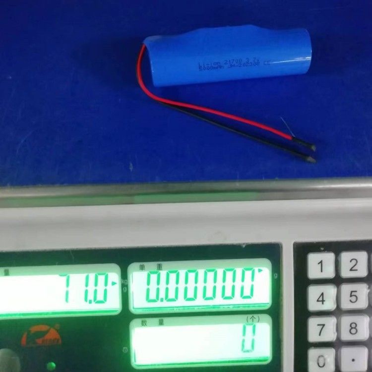 3.7V 5000mAh 21700 Пакет с PCB и ведет 20 AWG для электронного устройства