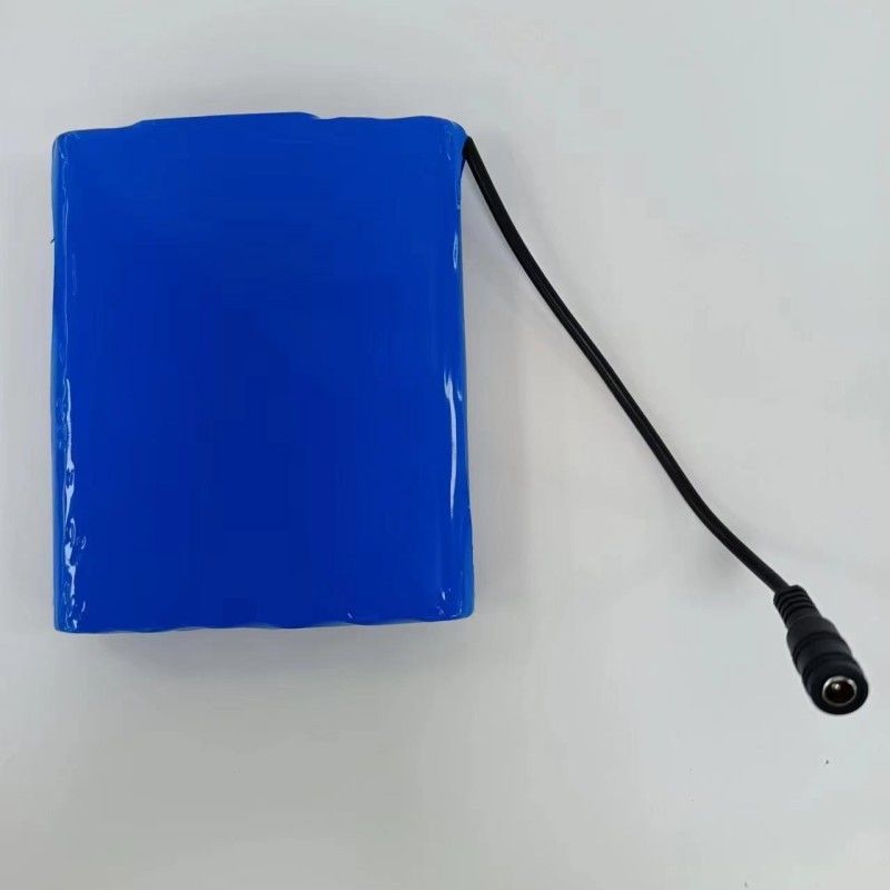 Маленький 18650 аккумулятор 6S2P 22.2V 5Ah с DC 5.5x2.1mm соединителем BMS сверху